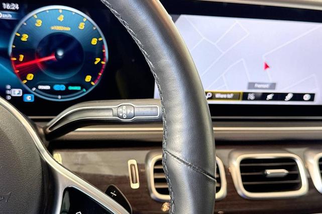 Photo of 2022 Black Mercedes-Benz GLS 450