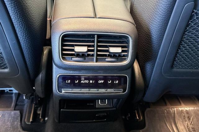 Photo of 2022 Black Mercedes-Benz GLS 450