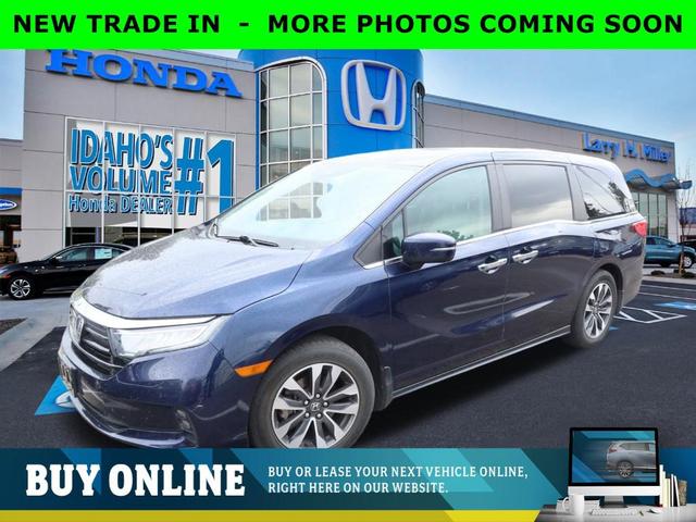 Photo of 2022 Obsidian Blue Pearl Honda Odyssey
