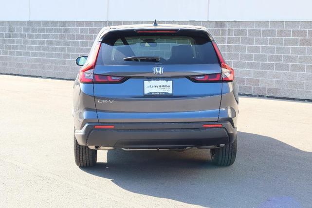 Photo of 2026 Meteorite Gray Metallic Honda CR-V
