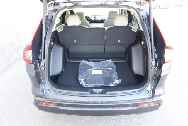 Photo of 2026 Meteorite Gray Metallic Honda CR-V