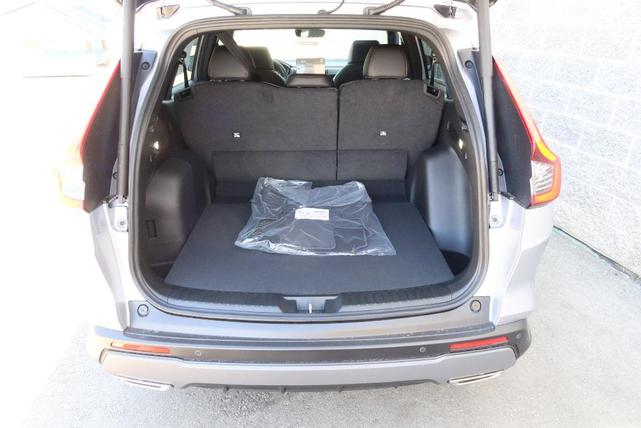 Photo of 2026 Solar Silver Metallic Honda CR-V Hybrid