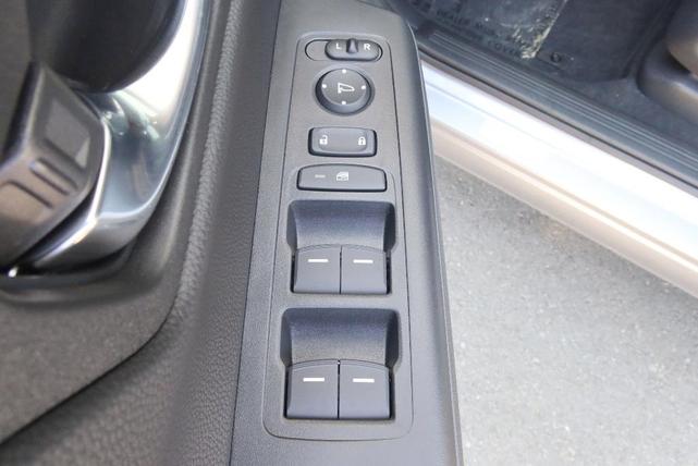 Photo of 2026 Solar Silver Metallic Honda CR-V Hybrid