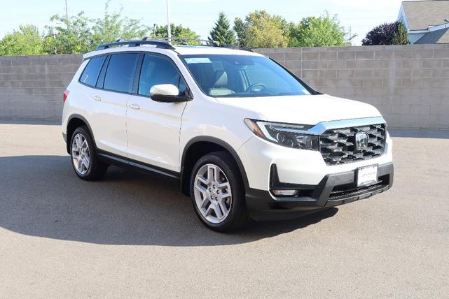 Photo of 2024 Platinum White Pearl Honda Passport
