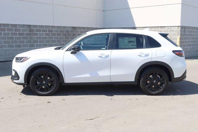 Photo of 2026 Platinum White Pearl Honda HR-V