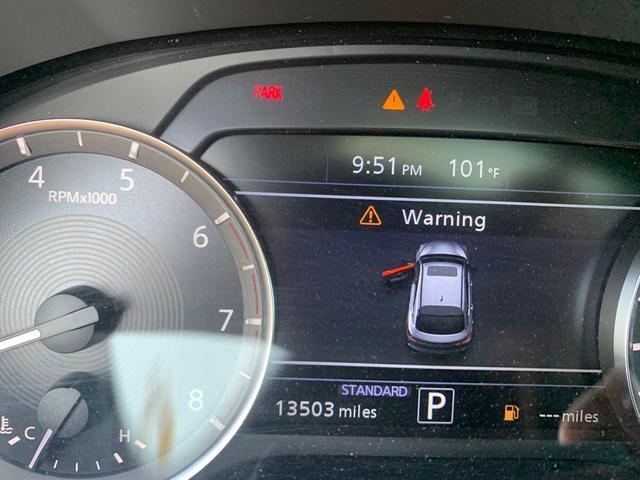 Photo of 2024 Radiant White INFINITI QX55