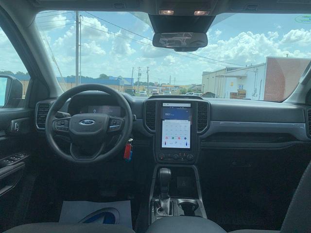 Photo of 2025 Oxford White Ford Ranger