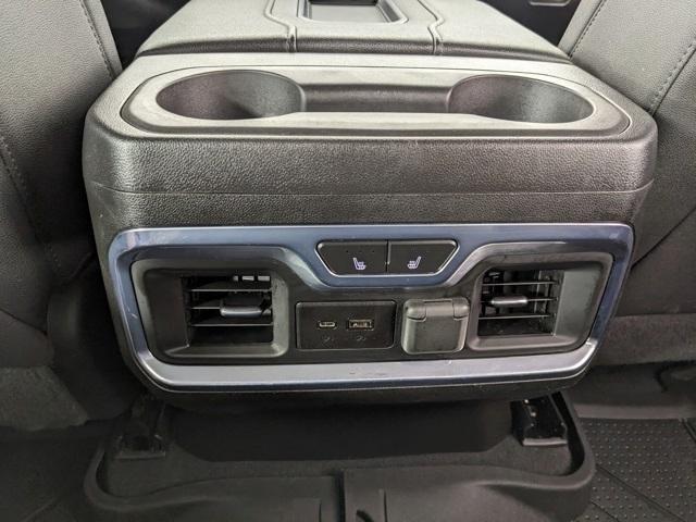 Photo of 2022 Iridescent Pearl Tricoat Chevrolet Silverado 3500