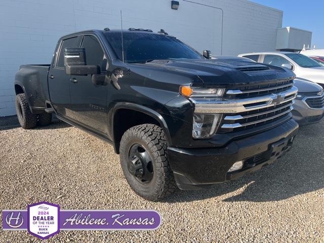 Photo of 2022 Black Chevrolet Silverado 3500