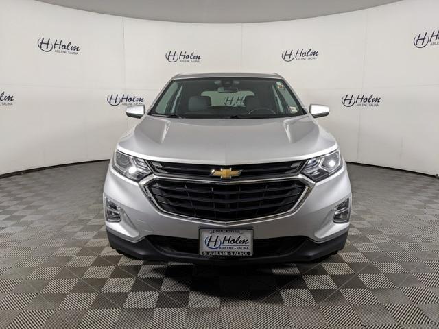 Photo of 2020 Silver Ice Metallic Chevrolet Equinox