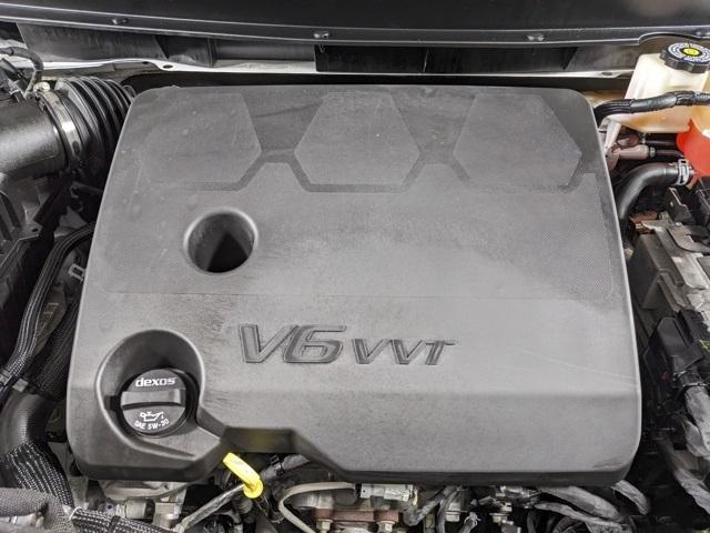 Photo of 2023 Summit White Buick Enclave