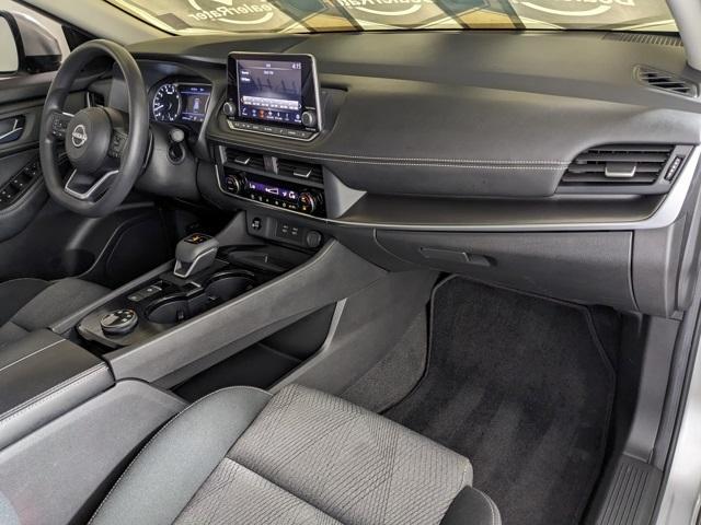 Photo of 2024 Brilliant Silver Metallic Nissan Rogue