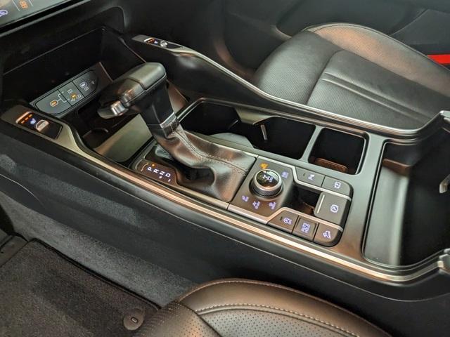 Photo of 2024 Ebony Black Kia Sorento