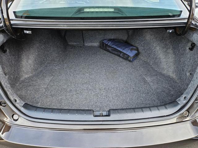 Photo of 2016 Crystal Black Pearl Honda Accord