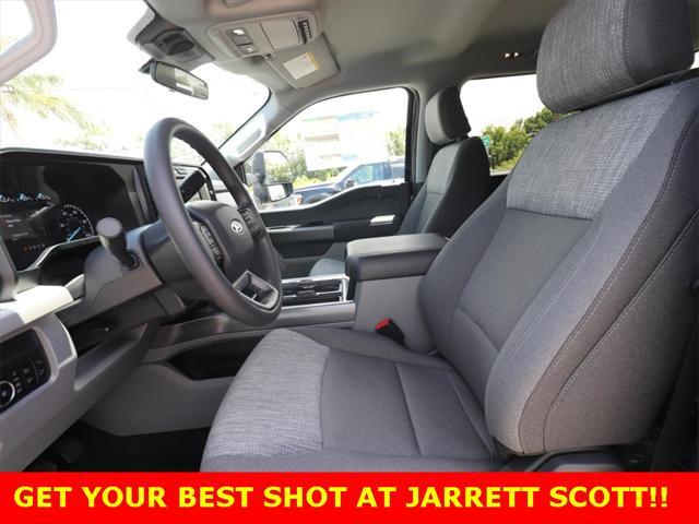 Photo of 2025 Carbonized Gray Metallic Ford F-250