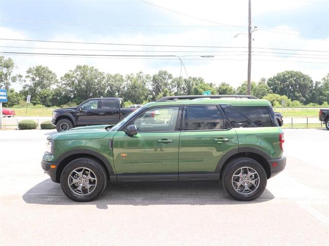 Photo of 2023 Eruption Green Metallic Ford Bronco Sport