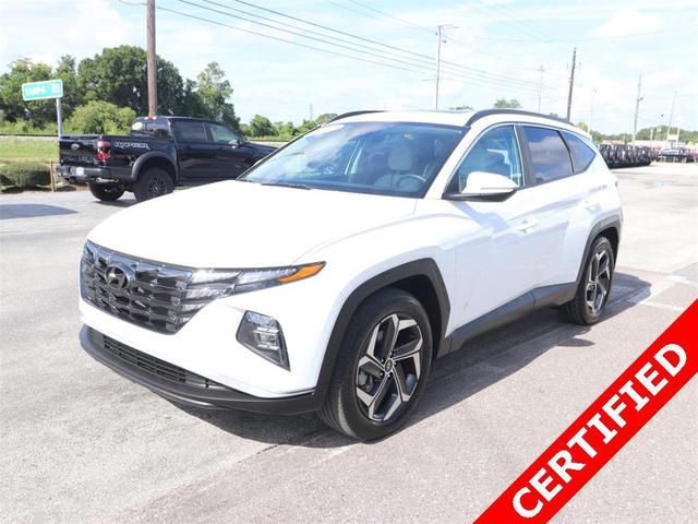 Photo of 2022 Quartz White Hyundai TUCSON