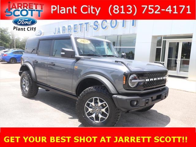 Photo of 2025 Carbonized Gray Metallic Ford Bronco
