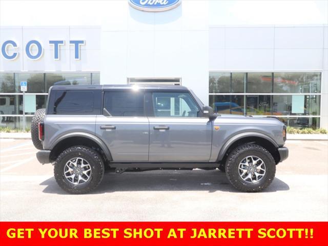 Photo of 2025 Carbonized Gray Metallic Ford Bronco