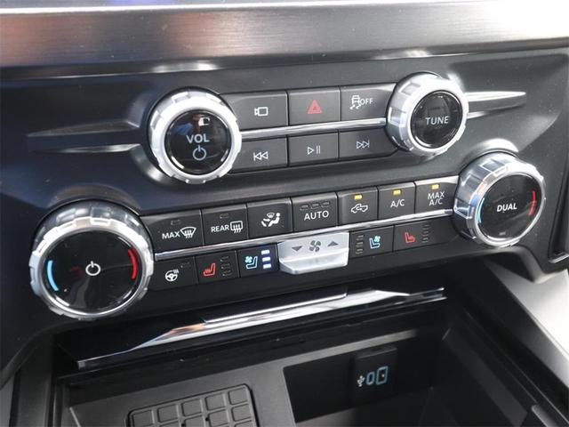 Photo of 2026 Carbonized Gray Metallic Ford F-350