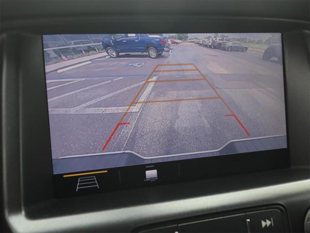 Photo of 2022 Summit White Chevrolet Colorado