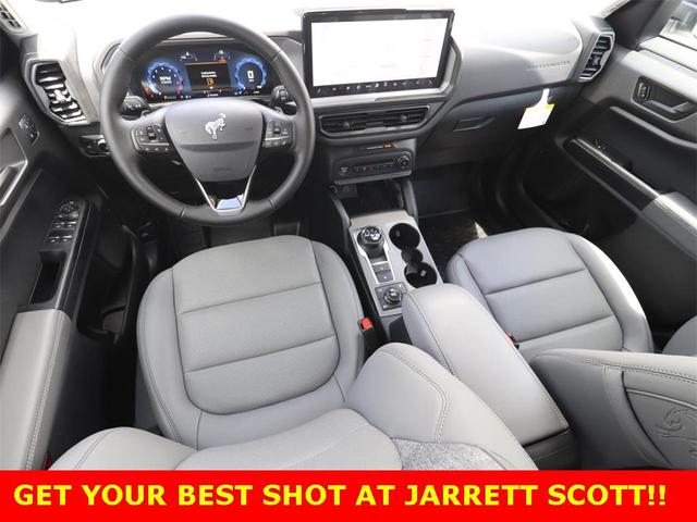 Photo of 2025 Oxford White Ford Bronco Sport