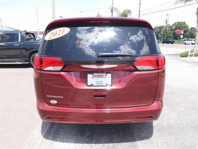 Photo of 2021 Velvet Red Pearlcoat Chrysler Voyager