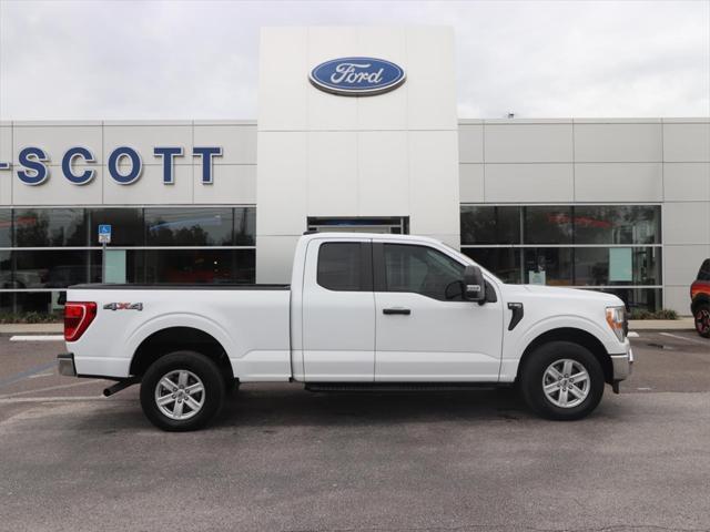 Photo of 2022 Oxford White Ford F-150