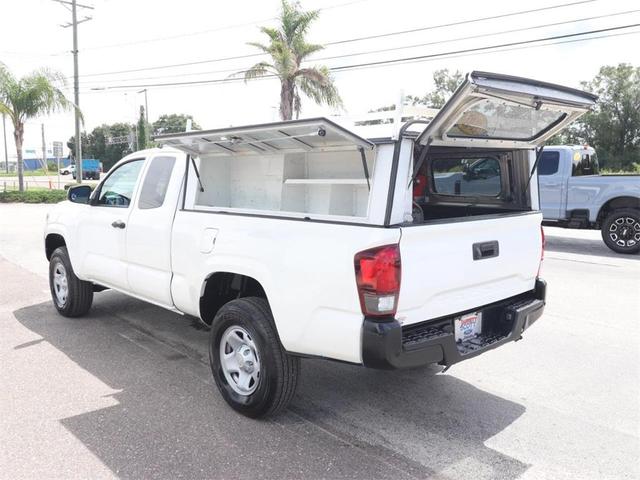 Photo of 2021 Super White Toyota Tacoma