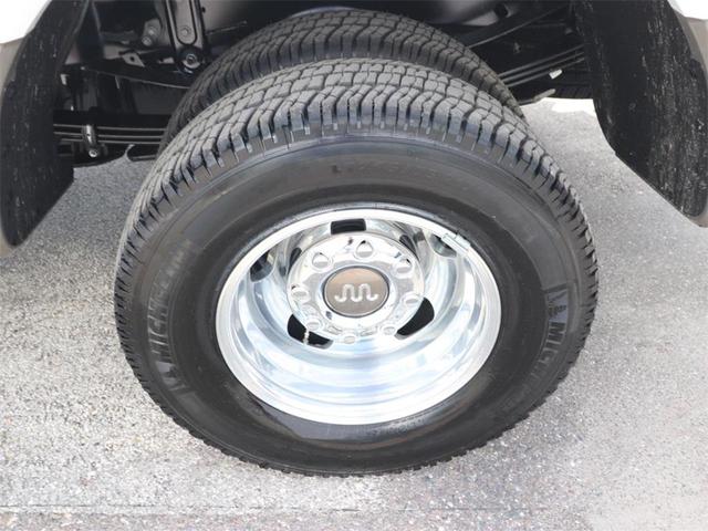 Photo of 2026 Star White Metallic Tri-Coat Ford F-350