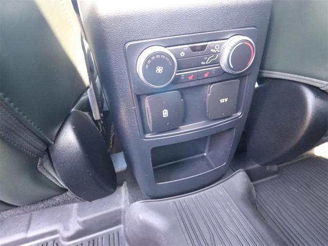 Photo of 2021 Star White Metallic Tri-Coat Ford Explorer