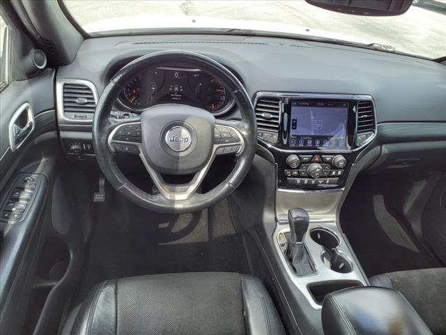 Photo of 2019 Bright White Clearcoat Jeep Grand Cherokee