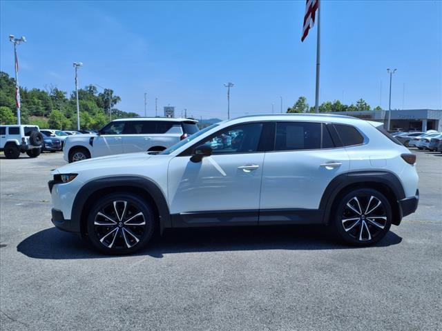 Photo of 2023 Wind Chill Pearl Mazda CX-50