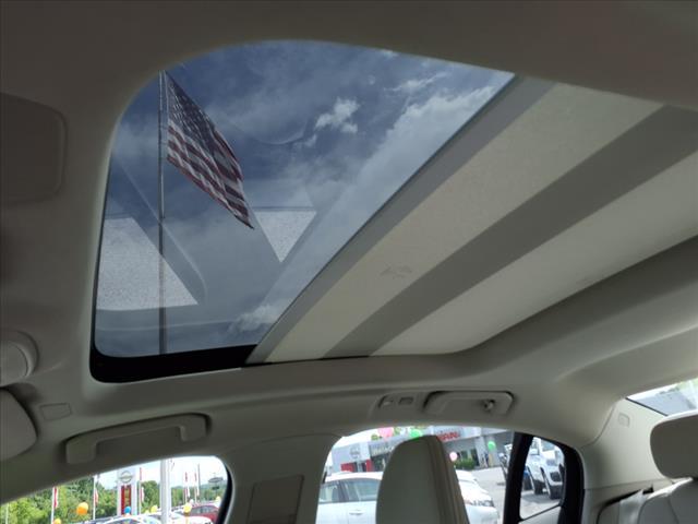 Photo of 2024 White Volvo S60