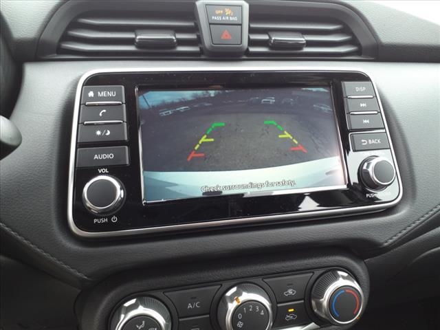 Photo of 2025 Cloud White Nissan Versa