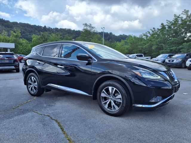 Photo of 2023 Black Nissan Murano
