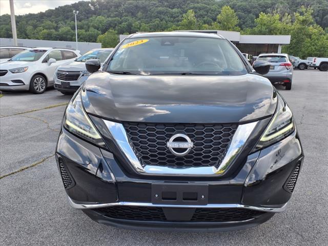Photo of 2023 Black Nissan Murano