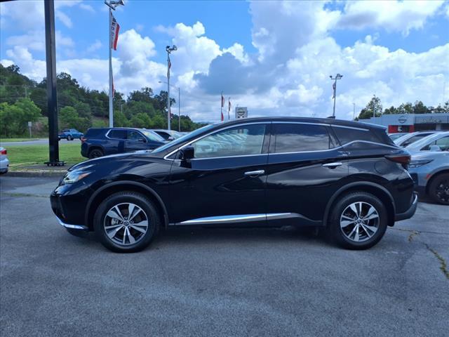 Photo of 2023 Black Nissan Murano