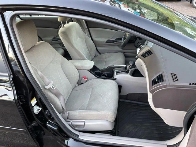 Photo of 2012 Black Honda Civic