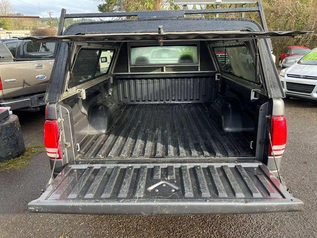 Photo of 2004 Graphite Metallic Clearcoat Dodge Dakota