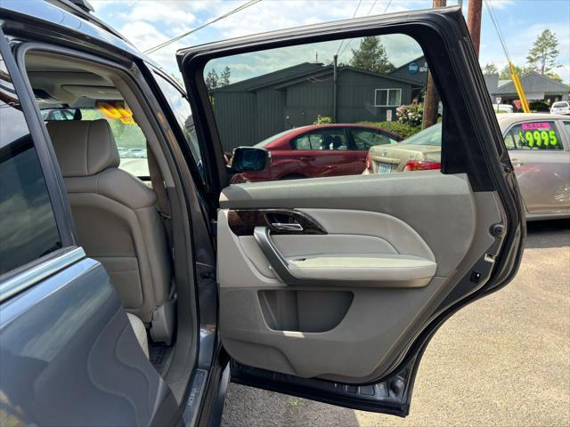 Photo of 2011 Gray Acura MDX