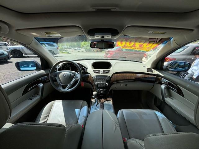 Photo of 2011 Gray Acura MDX
