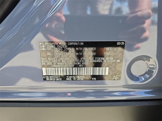 Photo of 2025 Harbor Mist Gray Pearl Subaru Solterra