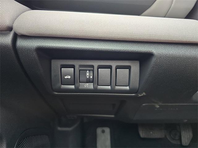 Photo of 2025 Ice Silver Metallic Subaru Legacy