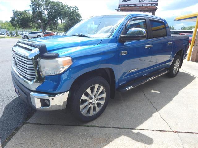 Photo of 2016 Blue Toyota Tundra