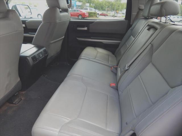 Photo of 2016 Blue Toyota Tundra