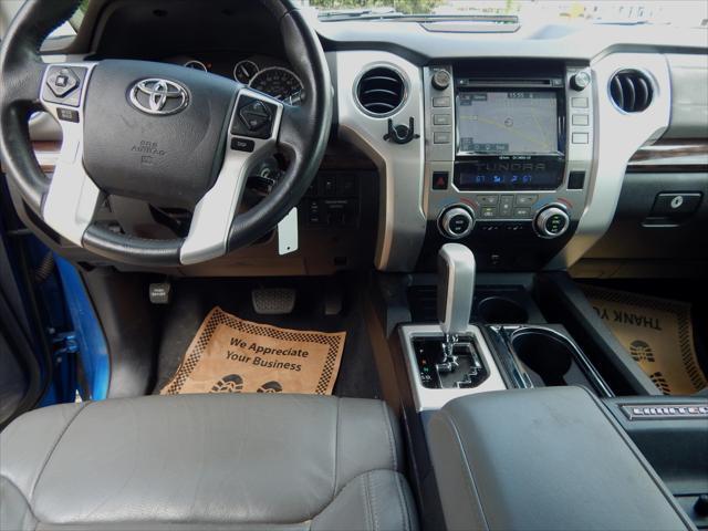Photo of 2016 Blue Toyota Tundra