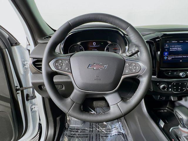 Photo of 2023 Summit White Chevrolet Traverse