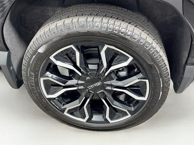 Photo of 2025 Onyx Black GMC Sierra EV
