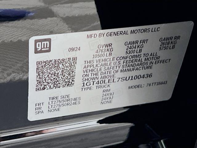 Photo of 2025 Onyx Black GMC Sierra EV